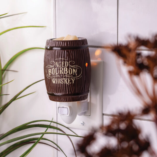 Bourbon Barrel Plug-In Warmer