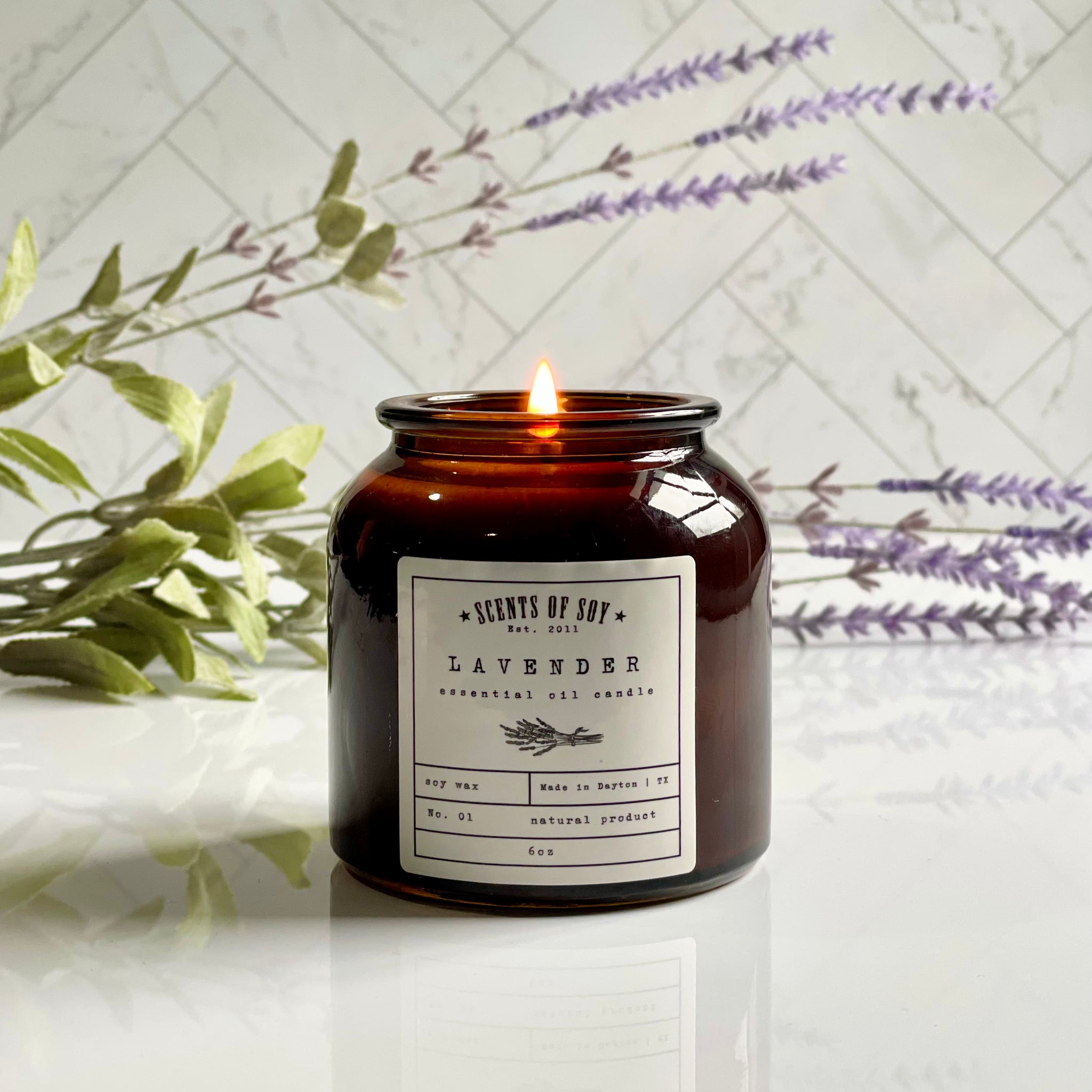 thumbnail image 2 of O&S Organics Luxurious Lavender Soy Candle – Organic Aromatherapy, 250g, 40+ Hour Burn, Handmade In UK 2 of 5